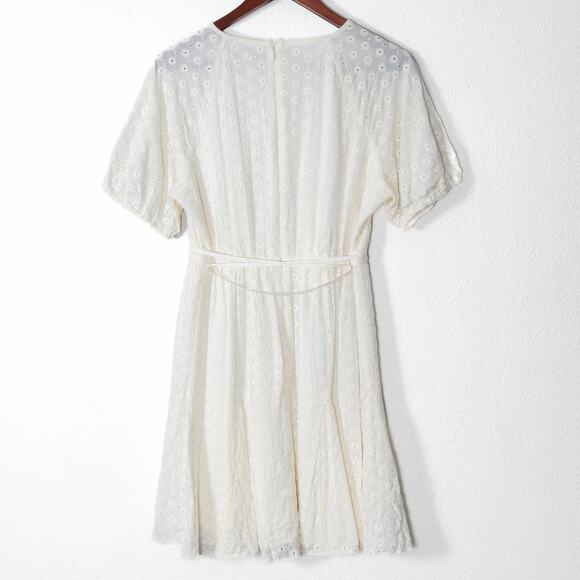 Madewell Embroidered Short Sleeve Dress Ivory Size 8 Cottagecore Romantic - Picture 3 of 12
